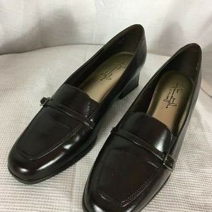 Soft Style By HUSH PUPPIES womens brown leather